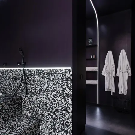 Your Very Unique Private In Kreuzberg 아파트